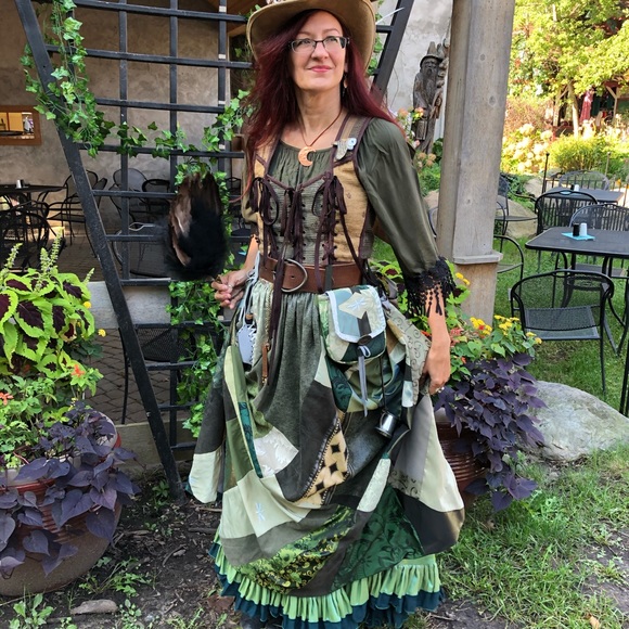 Meet your Posher, Jennifer - Picture 7 of 16